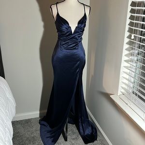 WINDSOR Long Navy Blue Formal Dress - New with tags